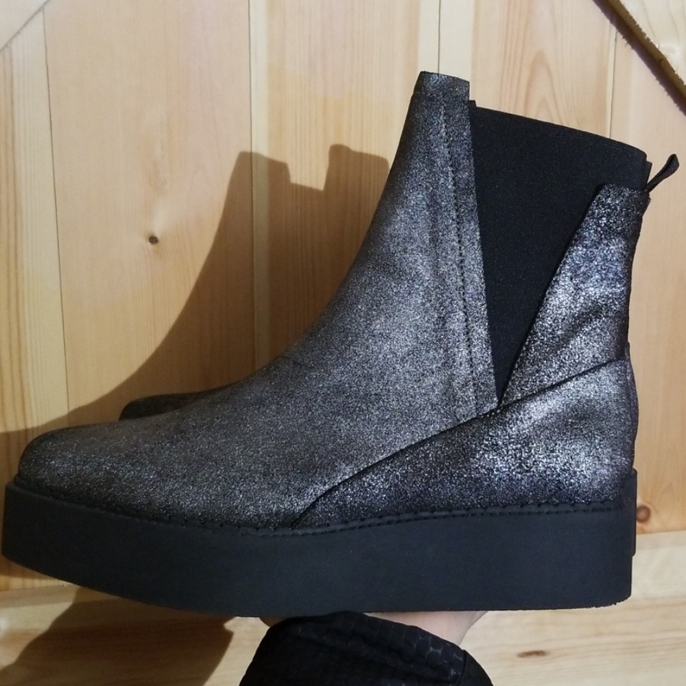 Musette Chunky Glitter Chelsea Boots 8